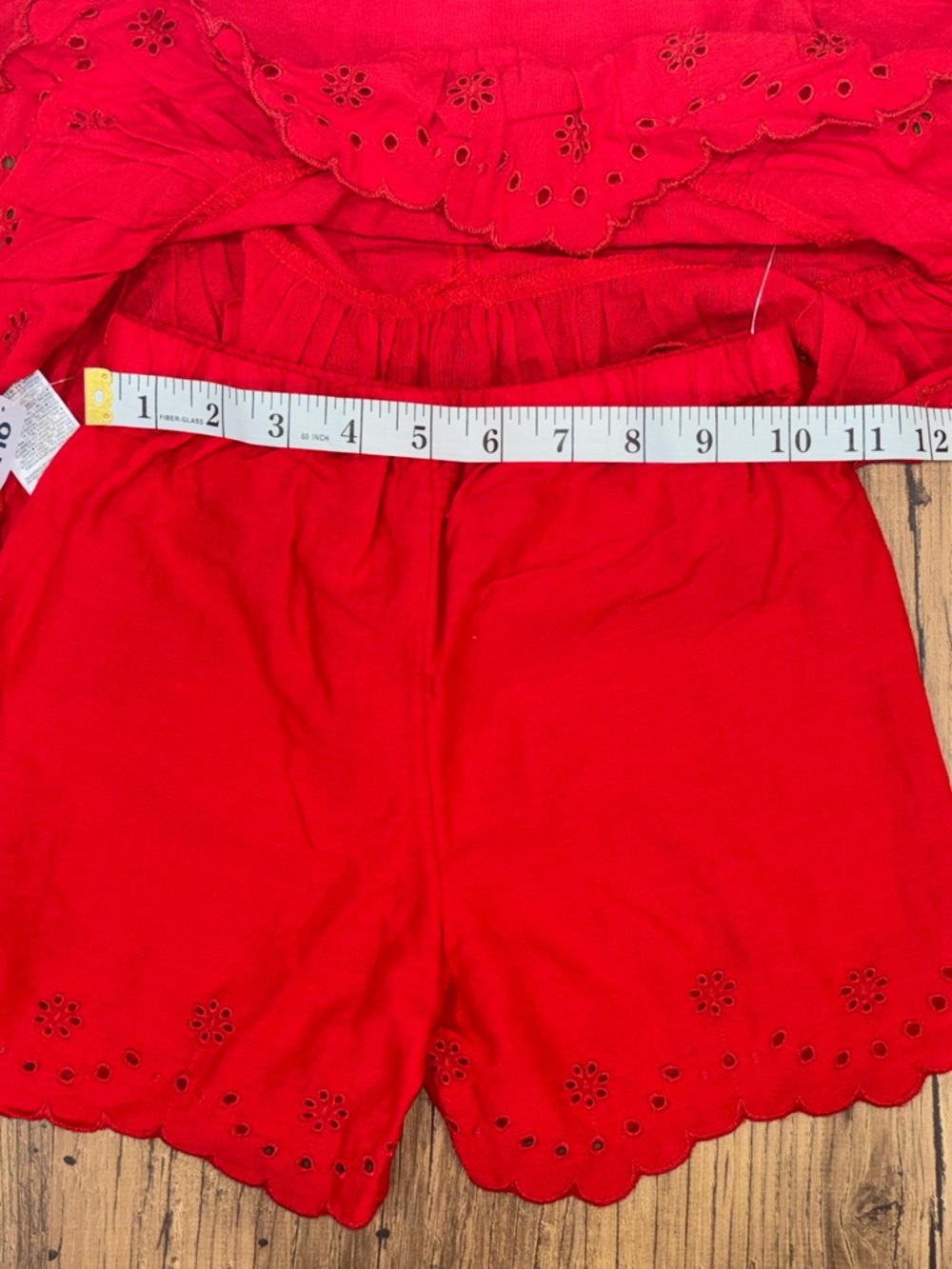 Old Navy Red Eyelet Two-Piece Shirt and Shorts Set Size 5T - Picture 6 of 7